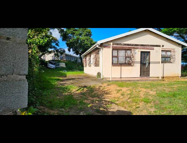 3 BEDROOM HOUSE FOR SALE IN UMLAZI Z
